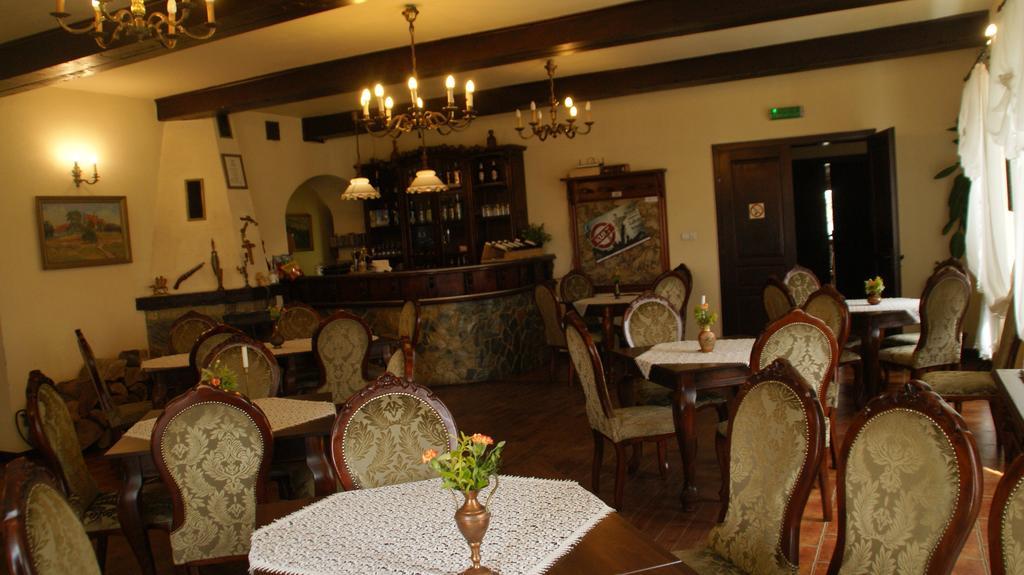 Bed & Breakfast Dwor Na Wichrowym Wzgorzu 3*